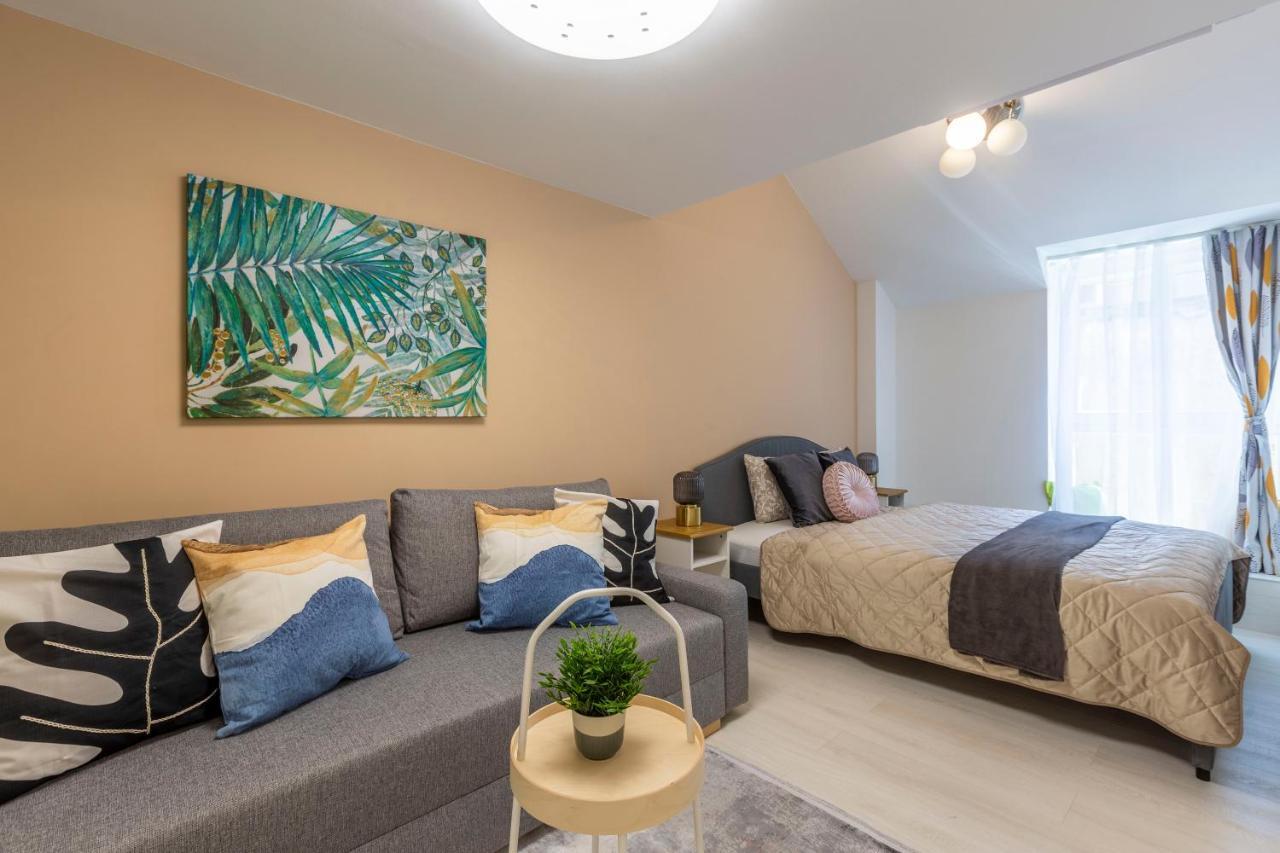 Unique Central 3 Floor Home With 4Bdrm, 3Bthrm บูดาเปสต์ ภายนอก รูปภาพ